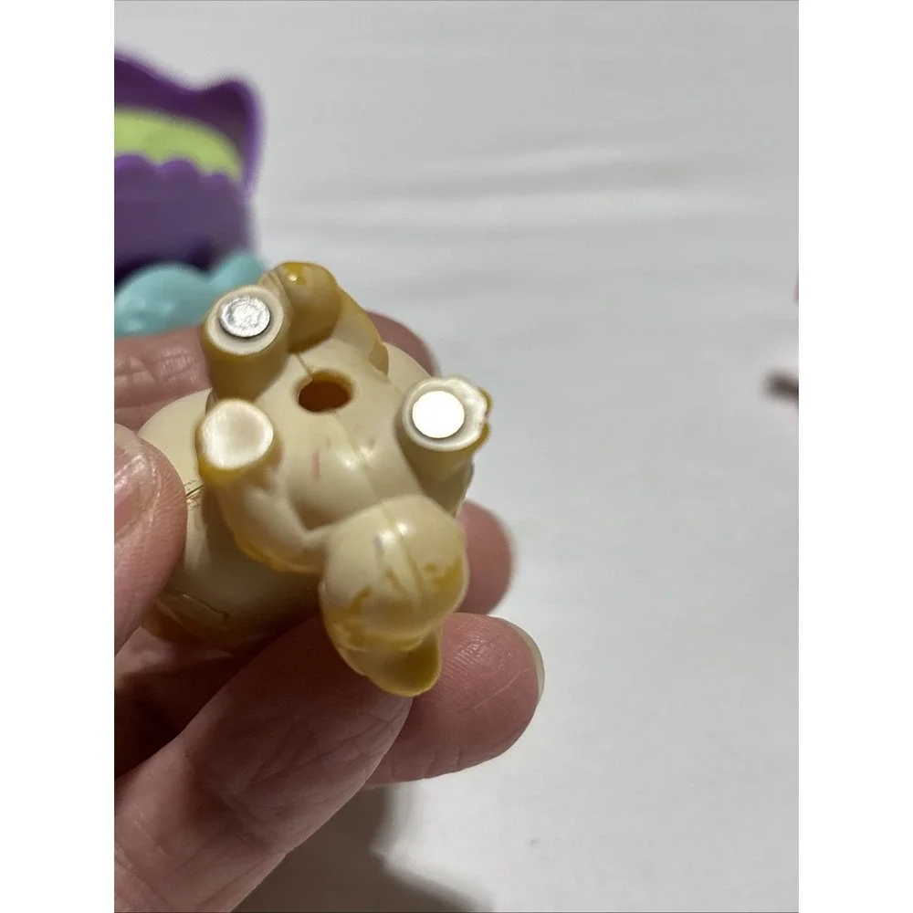 LPS Littlest Pet Shop Rare 2005 First Gen Magnetic Magic Motion Yellow Cat
